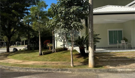 Casa à venda com 3 quartos, sendo 1 suíte, no condomínio Campos do Conde, Sorocaba - SP