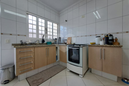 Casa à venda com 3 quartos, sendo 1 suíte, em Vila Trujillo, Sorocaba, SP