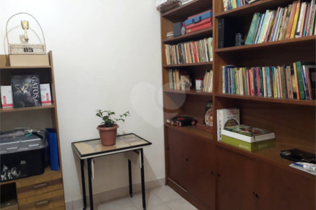 Sobrado à venda com 3 quartos, sendo 1 suíte,  em Vila Nivi, São Paulo, SP