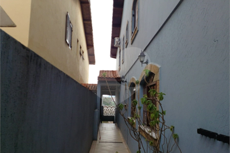 Sobrado à venda com 3 quartos, sendo 1 suíte, em Jardim Santa Mônica, São Paulo, SP