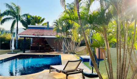 Casa à venda com 4 suítes no condomínio Residencial Vale das Laranjeiras, Indaiatuba - SP