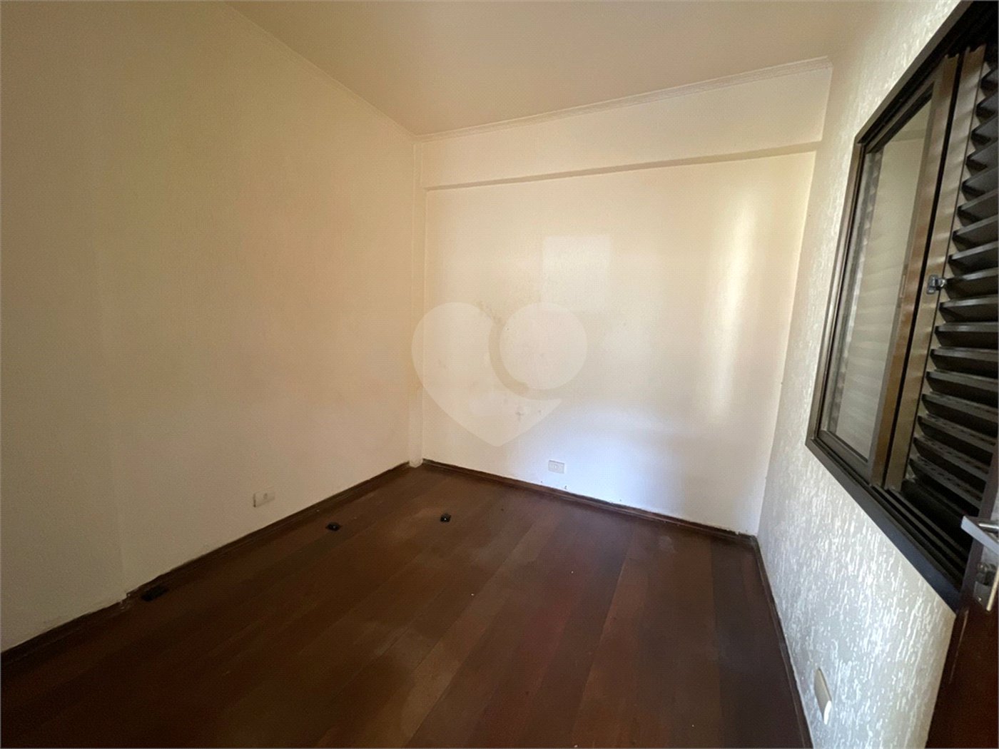 Sobrado à venda com 4 quartos, sendo 1 suíte, em Vila Nova Cachoeirinha, São Paulo, SP