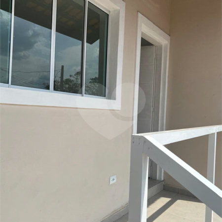 Casa à venda com 2 quartos, sendo 1 suíte, em Vila Vilma (mailasqui), São Roque, SP