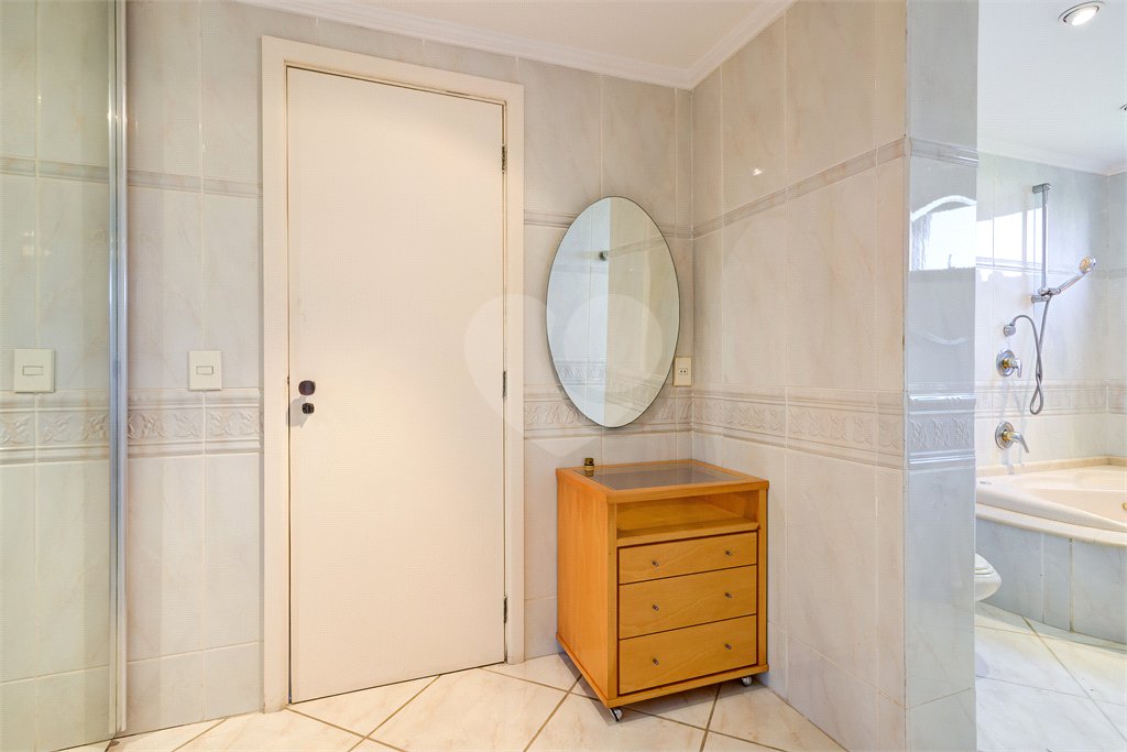 Apartamento à venda com 4 suítes em Alto da Boa Vista, São Paulo, SP