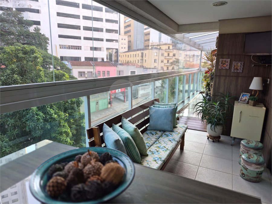 Apartamento à venda com 3 suítes em Santana, São Paulo, SP