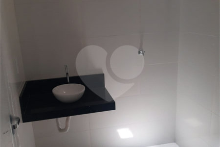 Casa à venda com 2 suítes no condomínio Residencial Américo de Figueiredo, Sorocaba - SP