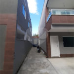 Casa à venda com 2 suítes no condomínio Residencial Marlene Correia, Rio de Janeiro - RJ