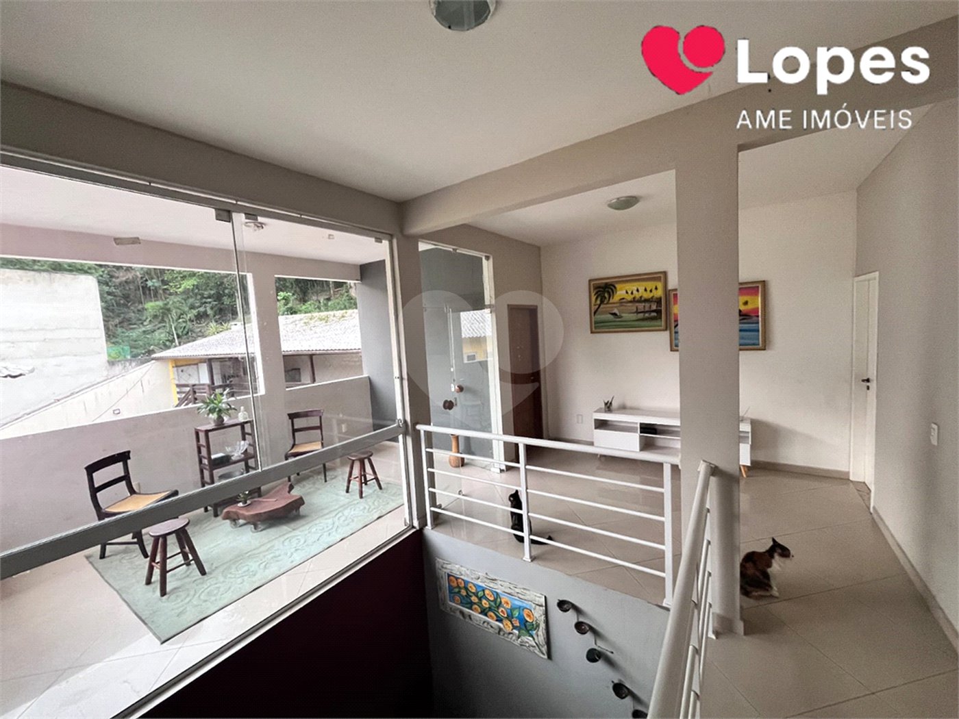 Casa à venda com 4 quartos, sendo 3 suítes, no condomínio Fazenda Cantagalo, Rio de Janeiro - RJ