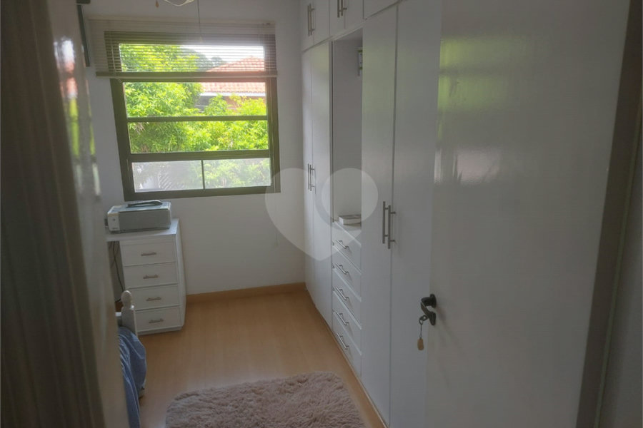 Sobrado à venda com 3 quartos, sendo 1 suíte,  em Tremembé, São Paulo, SP