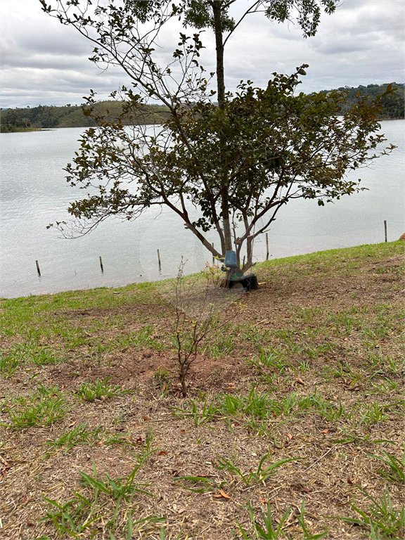 Terreno à venda no condomínio Portal do Igaratá, Igaratá - SP