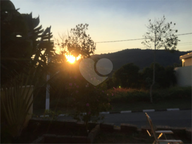 Sobrado à venda com 3 quartos, sendo 1 suíte,  em Jardim Peri, São Paulo, SP