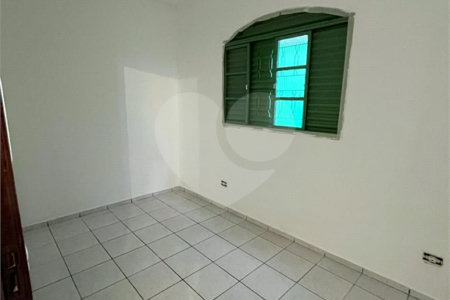 Casa à venda com 3 quartos, sendo 1 suíte, em Loteamento Residencial Vista Linda, São José dos Campos, SP