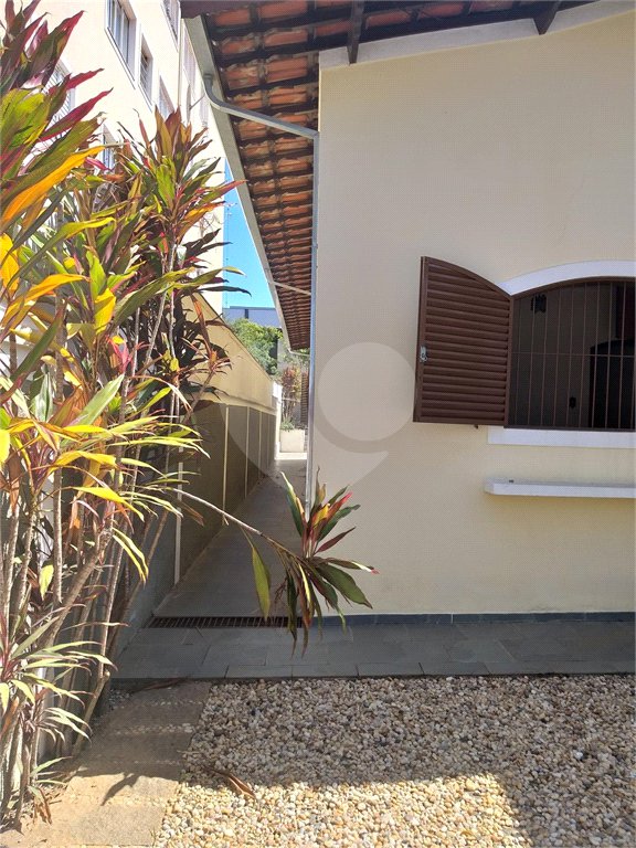 Casa à venda com 3 quartos, sendo 1 suíte,  em Santa Rosa, Vinhedo, SP