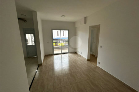 Apartamento à venda com 2 quartos, sendo 1 suíte,  em Vila Aparecida, Itapetininga, SP