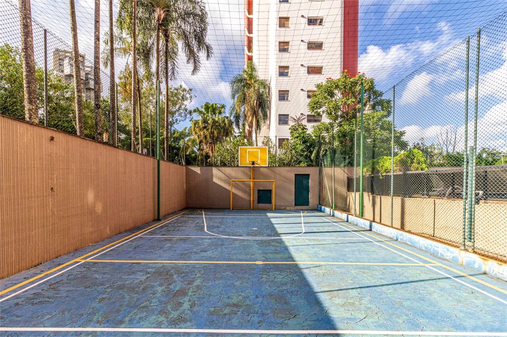 Apartamento à venda com 3 quartos, sendo 2 suítes,  em Vila Andrade, São Paulo, SP
