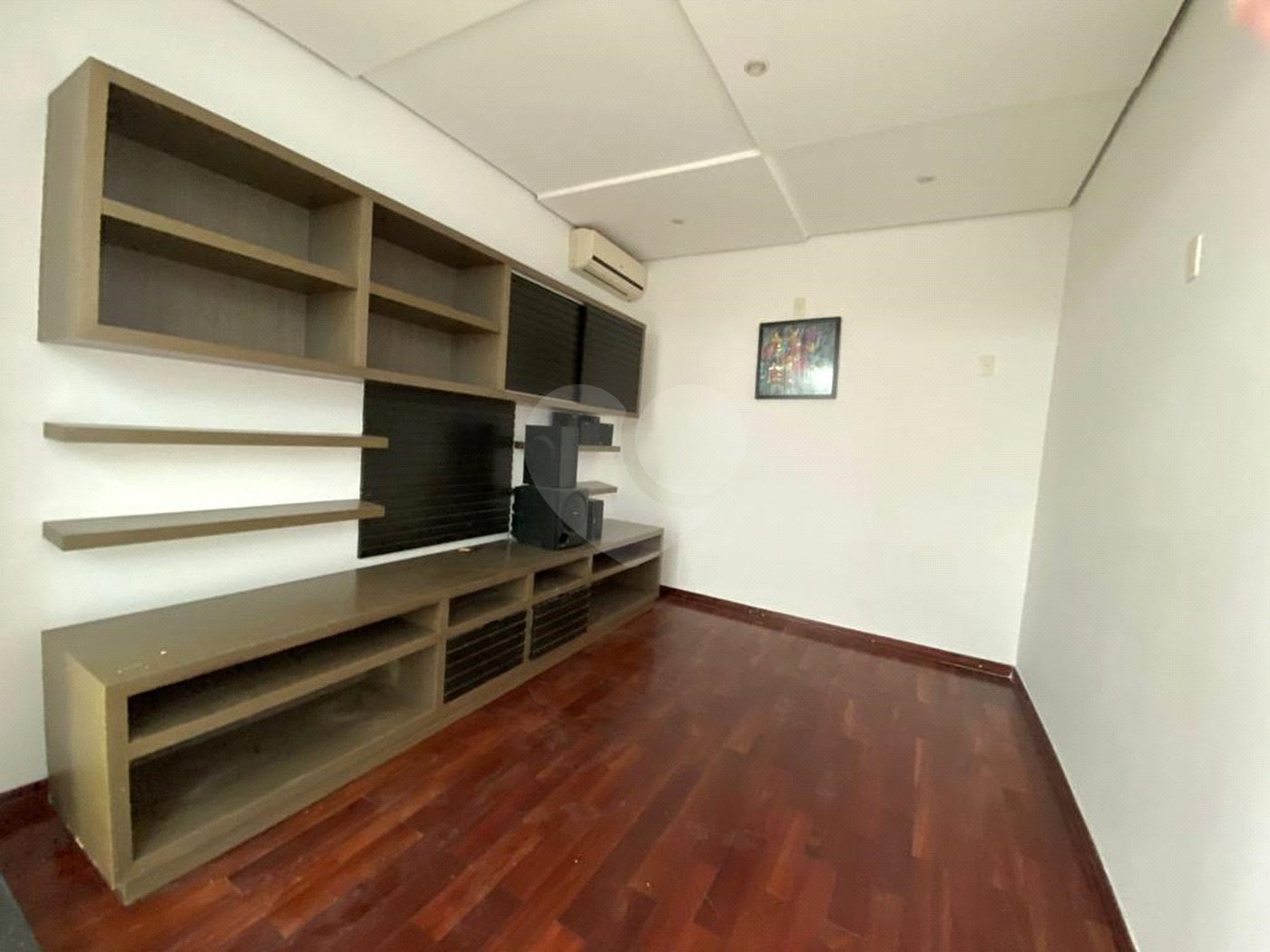Casa à venda com 4 suítes no condomínio Aldeia da Mata, Votorantim - SP