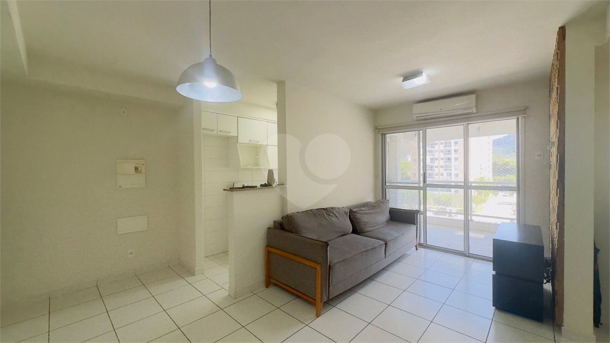 Apartamento à venda com 3 quartos, sendo 1 suíte,  em Jacarepaguá, Rio de Janeiro, RJ