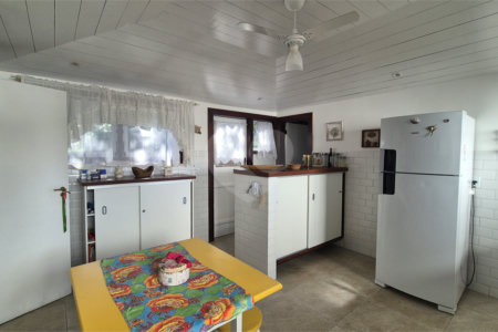 Casa em condomínio à venda com 4 quartos, sendo 3 suítes,  em Geribá, Armação dos Búzios, RJ