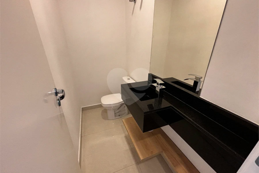 Sobrado à venda com 3 suítes em Vila Guilherme, São Paulo, SP