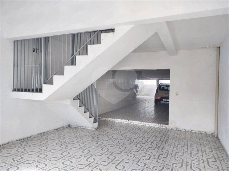 Sobrado à venda com 3 quartos, sendo 1 suíte, em Vila Pedra Branca, São Paulo, SP
