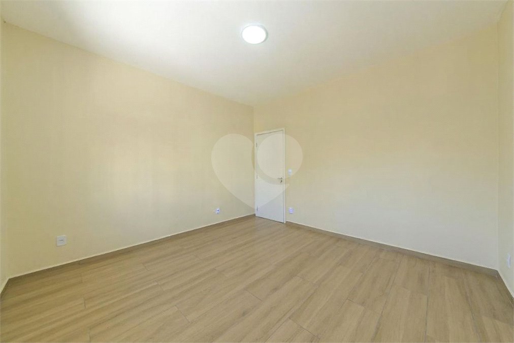 Casa à venda com 2 quartos no condomínio Indiana, São Paulo - SP