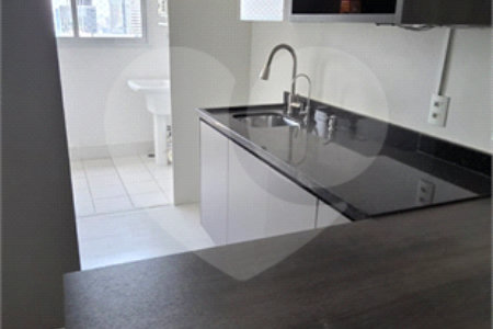 Apartamento à venda com 2 quartos, sendo 1 suíte, em Brooklin Paulista, São Paulo, SP