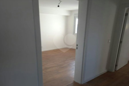 Apartamento à venda com 3 suítes em Jardim Caravelas, São Paulo, SP