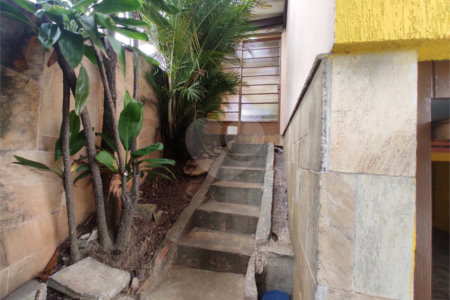 Casa à venda com 4 quartos, sendo 1 suíte, em Vila Galvão, Guarulhos, SP
