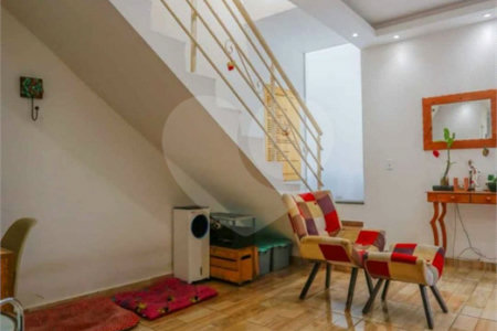 Casa de Vila à venda com 2 suítes em Jardim Simus, Sorocaba, SP