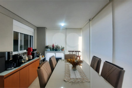 Apartamento à venda com 2 quartos em Santo Amaro, São Paulo, SP
