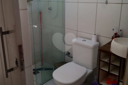 Casa à venda com 2 quartos no condomínio Silvino Manoel dos Santos, Itapetininga - SP