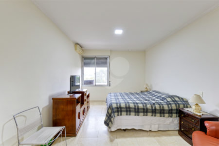Apartamento à venda com 4 suítes em Jardim Marajoara, São Paulo, SP