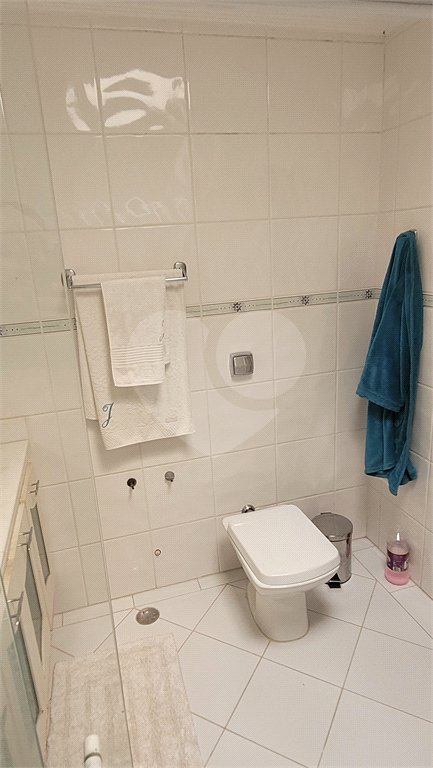 Sobrado à venda com 4 quartos, sendo 3 suítes, em Brooklin Paulista, São Paulo, SP