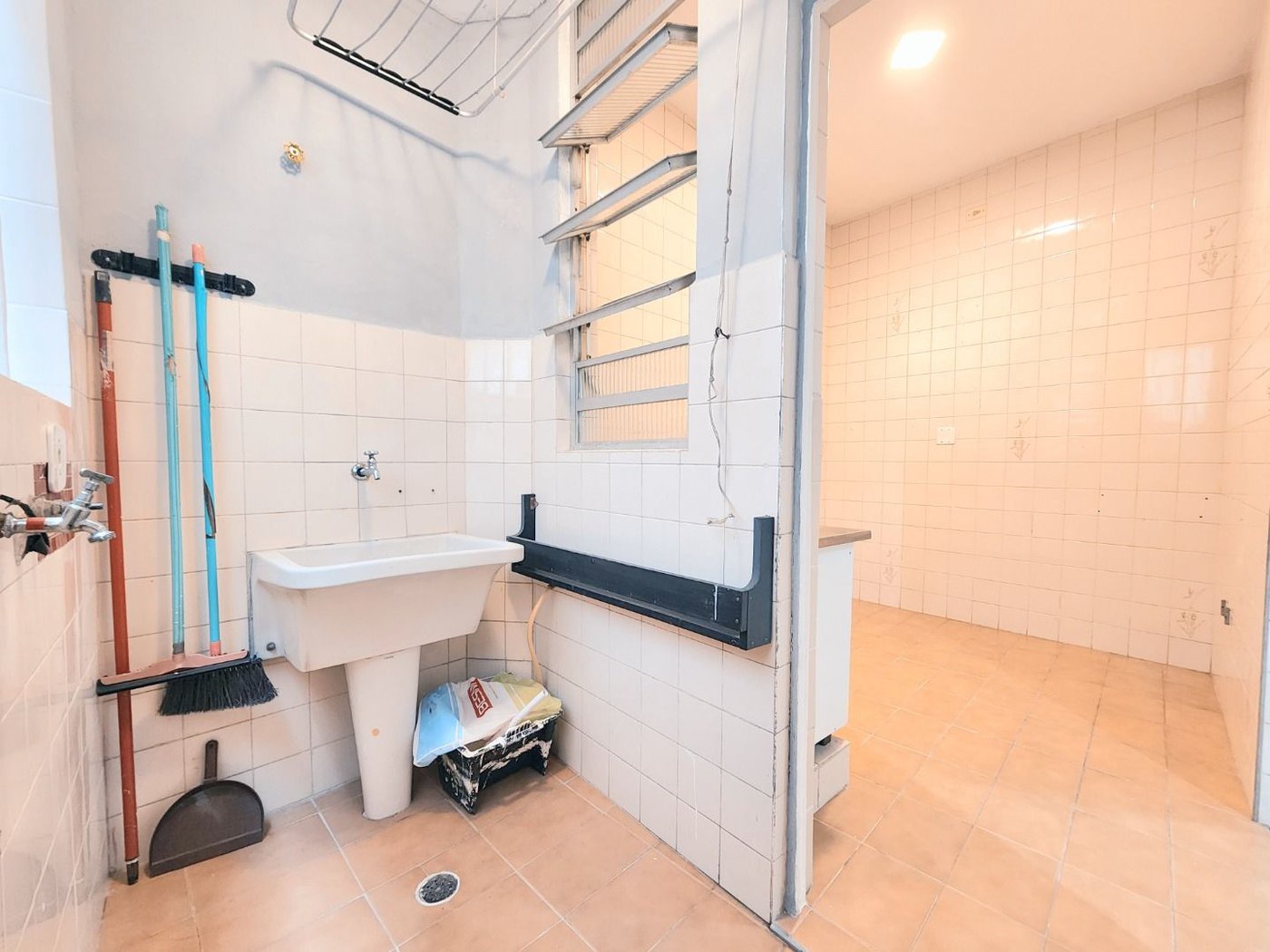 Apartamento à venda, 68 m² por R$ 385.000,00 - Boqueirão - Santos/SP