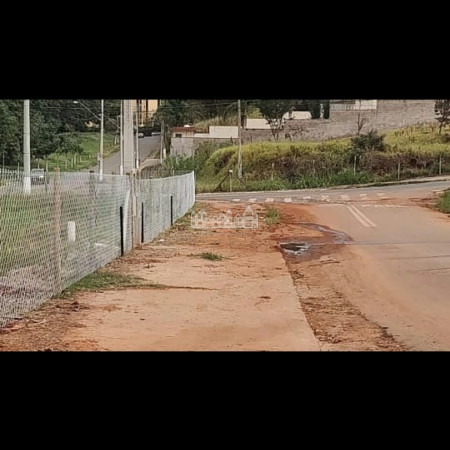 Terreno à venda em Mansões Santo Antônio, Campinas, SP