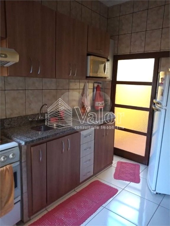 Casa Térrea com 2 dormitórios, sendo 1 suíte.