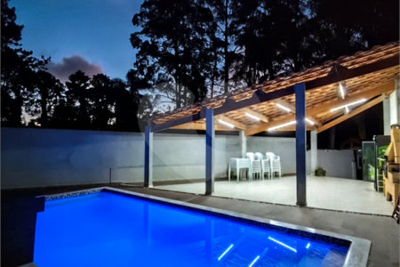 Casa à venda com 3 quartos, sendo 1 suíte, no condomínio Caconde, São Bernardo do Campo - SP