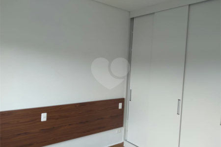 Casa à venda com 4 suítes no condomínio Saint Thomás Rua Uruana,9, Carapicuíba - SP