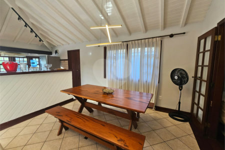Casa à venda com 4 suítes em Praia Rasa, Armação dos Búzios, RJ