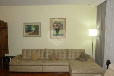 Casa Térrea à venda com 4 quartos, sendo 1 suíte,  em Tucuruvi, São Paulo, SP