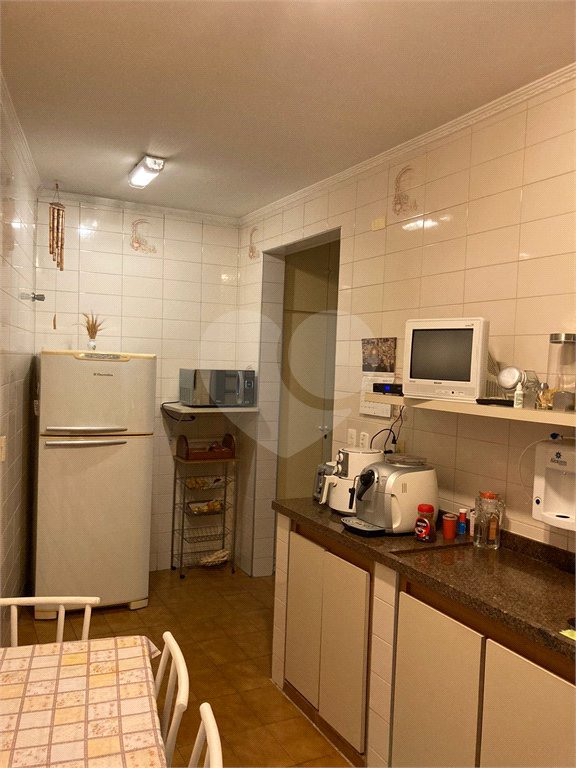 Sobrado à venda com 3 quartos, sendo 1 suíte, em Chora Menino, São Paulo, SP