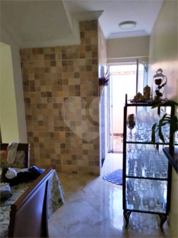 Sobrado à venda com 3 quartos, sendo 1 suíte,  em Horto, São Paulo, SP