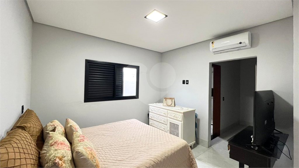 Casa à venda com 3 suítes no condomínio Primor das Torres, Cuiabá - MT