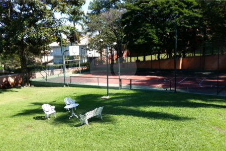 Casa à venda com 4 suítes no condomínio Vale do Itamaraca, Valinhos - SP