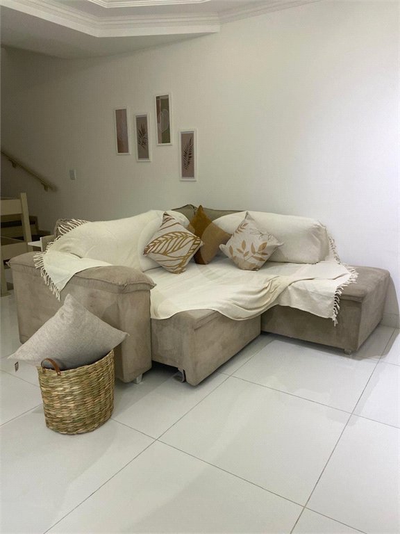 Casa de Vila à venda com 2 quartos, sendo 1 suíte, em Silveira, Santo André, SP