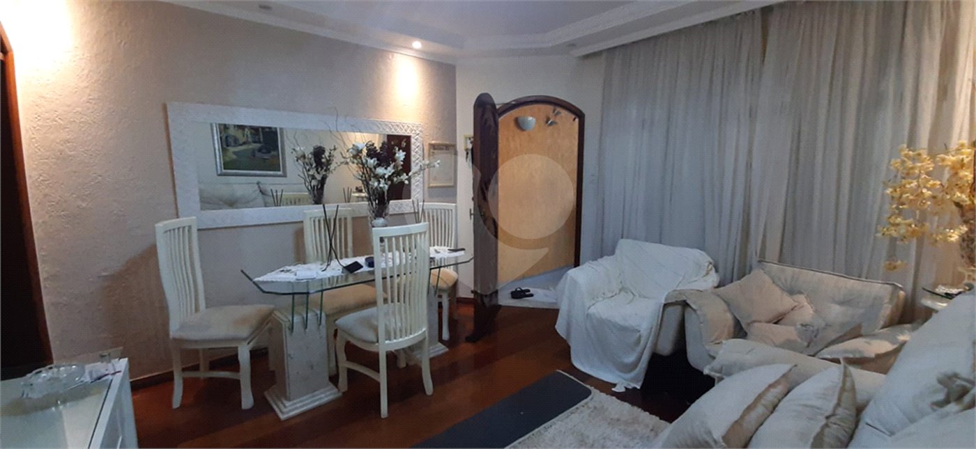 Sobrado à venda com 2 quartos em Horto, São Paulo, SP