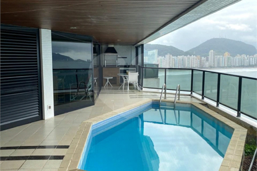 Apartamento à venda com 4 suítes em Jardim Astúrias, Guarujá, SP