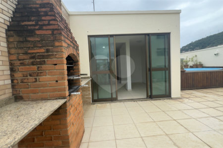 Cobertura à venda com 3 quartos, sendo 1 suíte,  em Tijuca, Rio de Janeiro, RJ
