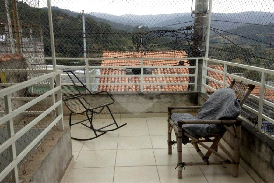 Sobrado à venda com 4 quartos, sendo 1 suíte,  em Tremembé, São Paulo, SP