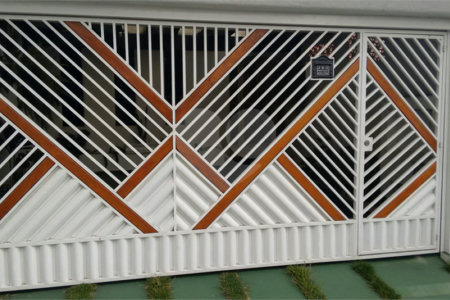 Sobrado à venda com 3 quartos, sendo 1 suíte, em Jaguaré, São Paulo, SP